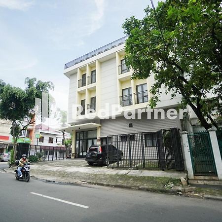 Toba Mansion Syariah Near Benhil Redpartner Jakarta Exterior photo