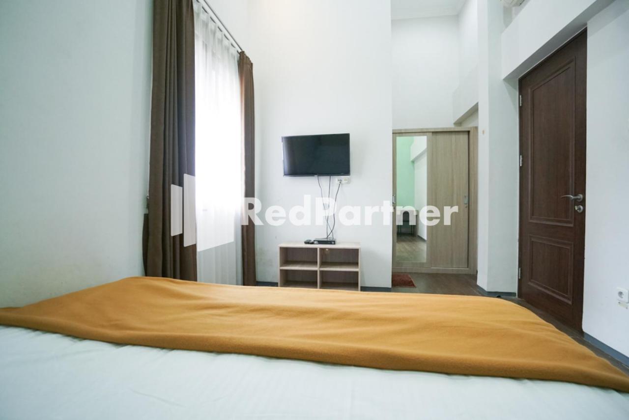 Toba Mansion Syariah Near Benhil Redpartner Jakarta Exterior photo