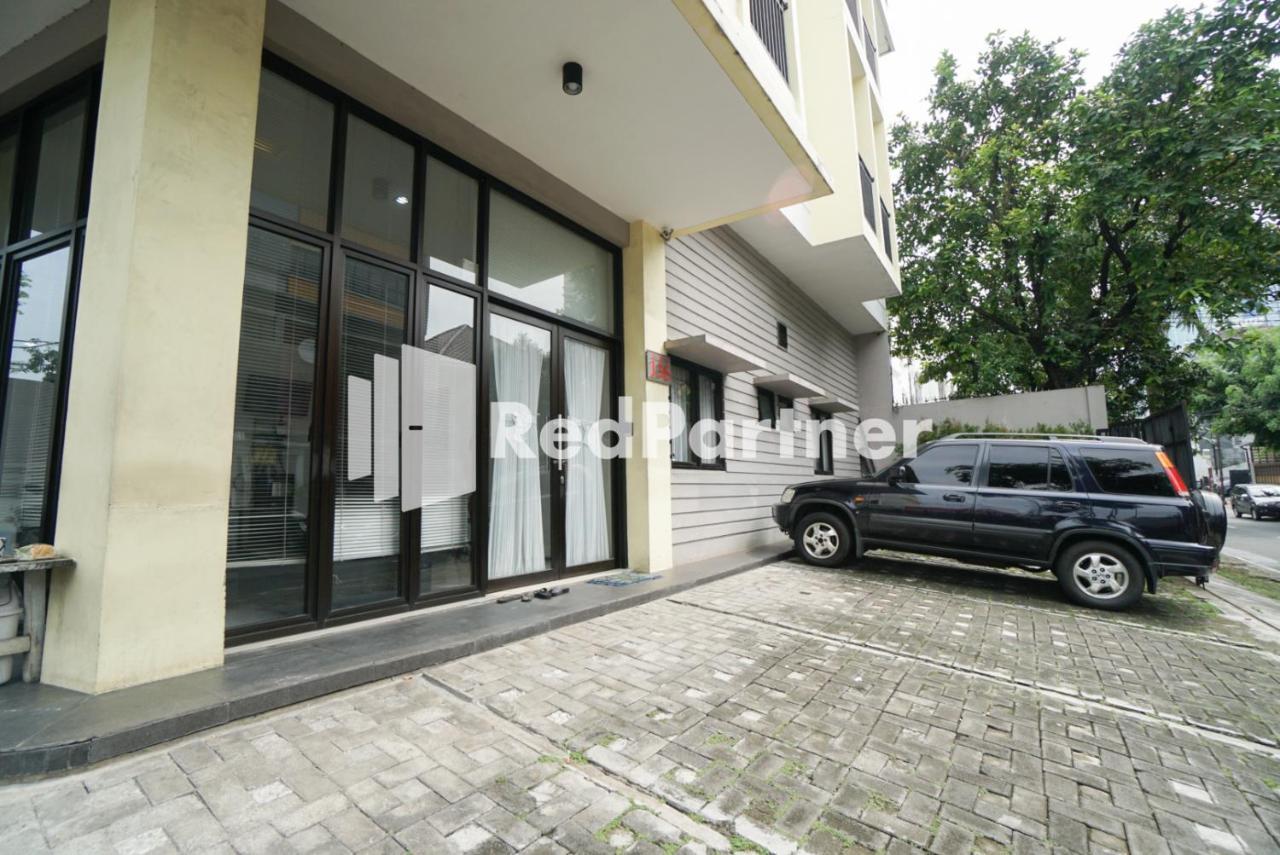 Toba Mansion Syariah Near Benhil Redpartner Jakarta Exterior photo