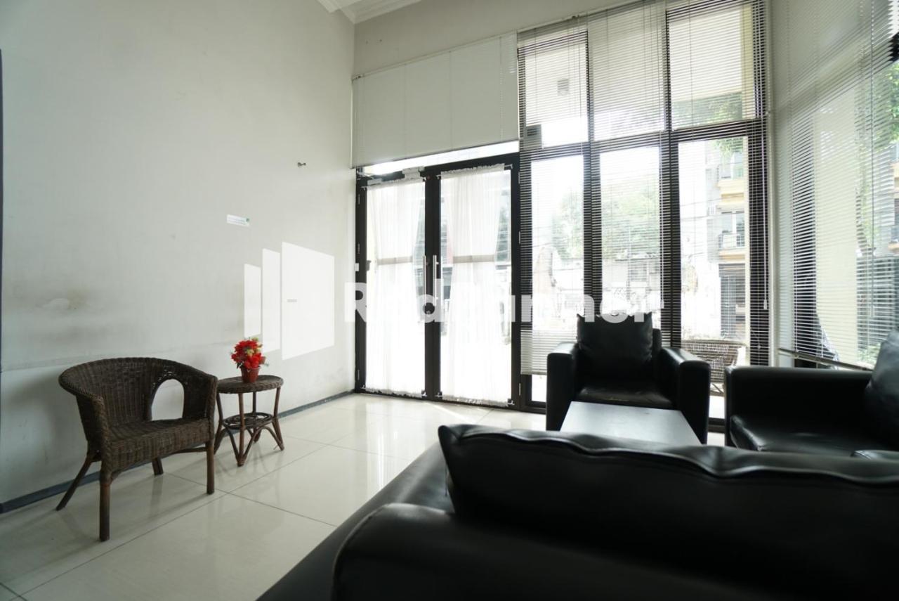 Toba Mansion Syariah Near Benhil Redpartner Jakarta Exterior photo
