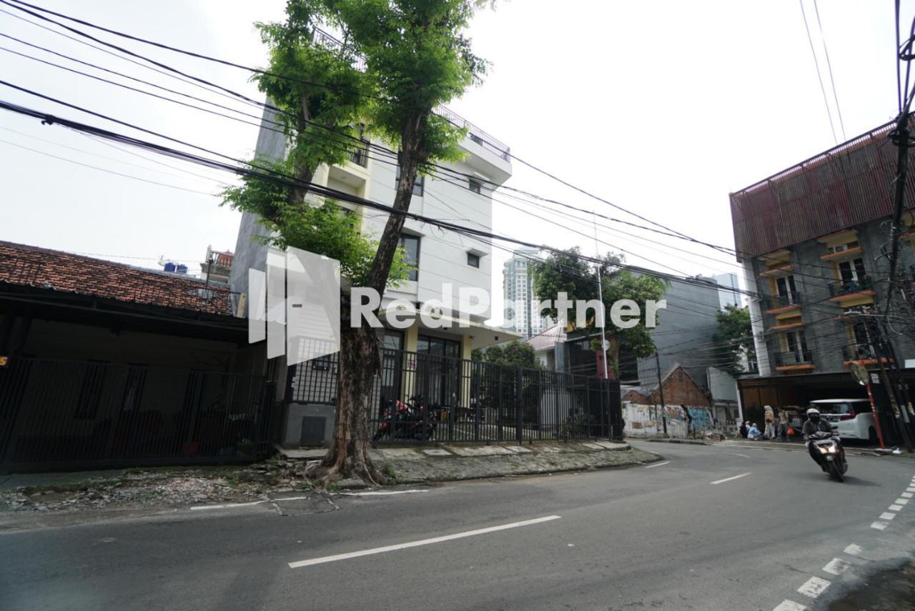 Toba Mansion Syariah Near Benhil Redpartner Jakarta Exterior photo